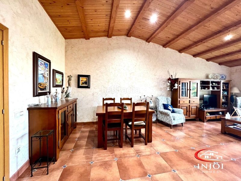 Foto 3c4de08f-d35c-4f90-8ce9-50b44bb622dc. Casa en pintor sorolla 13 gran casa en el corazon del delta de lebre en Deltebre