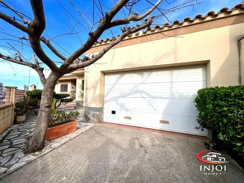 Foto c75dba5a-c50b-4dd0-b030-1b1fc94342e1. Casa en pintor sorolla 13 gran casa en el corazon del delta de lebre en Deltebre