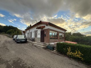Xalet a Santa María de Cayón. Chalet en santa maría de cayón