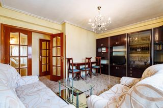 Appartement à Ensanche. Luz, espacio y la distribución perfecta para tu familia en alcob