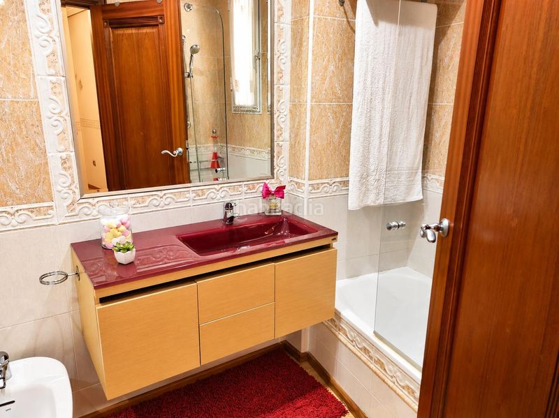 Foto d38651b3-9acf-4e32-b94f-214d56403429. Piso una vivienda difícil de encontrar 280 m2, 4 dormitorios, 4 baños y doble garaje en Abarán