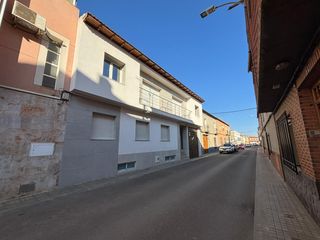 Reihenhaus in Bolaños de Calatrava. Chalet adosado en venta en bolaños de calatrava
