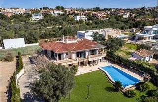 Chalet à Sa Cabaneta. Exclusiva villa con vistas a la bahía de palma en marratxi