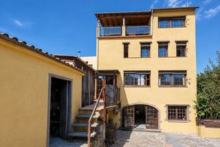 Maison  Camino de la mar. Exclusivo conjunto en el corazón de begur  restaurante con encan