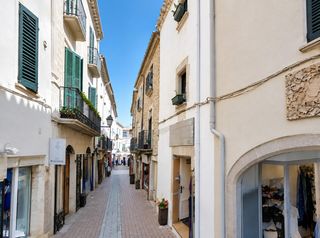 Maison  Carrer de concepció pi 'tato'. Casa histórica de 1888 en el corazón de begur  vivienda  local c