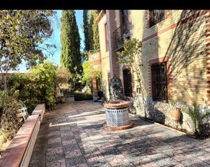 Chalet à Calle fernandez arroyo 16. Propiedad exclusiva en la zubia