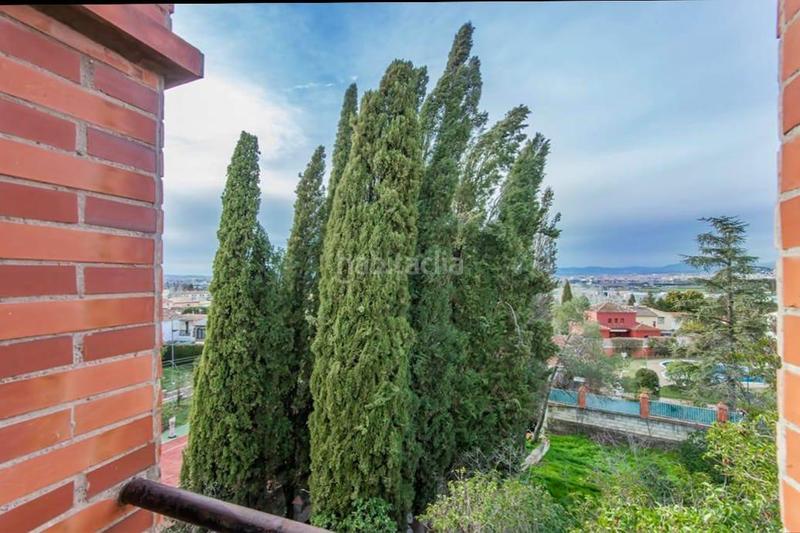 Foto 82b533a7-8214-4c40-b2fe-bd972965e720. Chalet en calle fernandez arroyo 16 propiedad exclusiva en la zubia en Zubia (La)