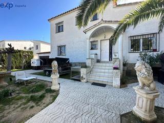 Casa a Muga - Gran Reserva - Badia. Gran casas en segunda linea de mar