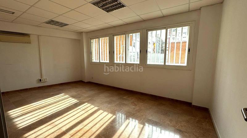Foto 232d42fb-f8ad-4a2a-9fdd-10259cf10caa. Location bureau dans calle cristofor colom 4 dans Eixample Tarragona