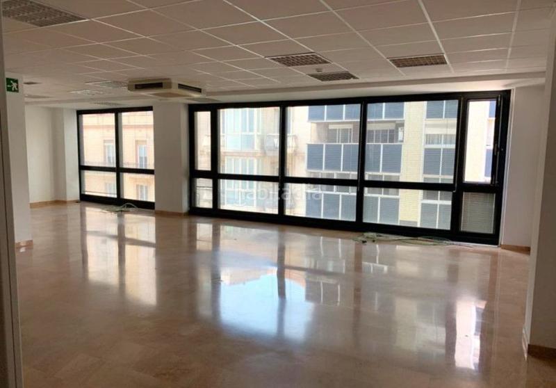 Foto 52bdb369-b038-419c-8a01-1f01b32706cf. Rent office space in calle cristofor colom 4 in Eixample Tarragona