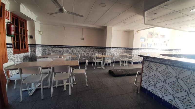 Foto 4d921bf4-88e7-4f83-aa62-4b07aad0d5a0. Local comercial a El Faro Cullera