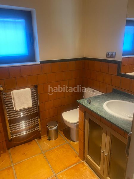 Foto 0b63c91b-66ff-49aa-b2fd-755942a64007. Xalet amb calefacció aparcament piscina a Velilla - Velilla Taramay Almuñécar