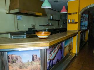 Geschäftsraum in Sant Ramon - Maternitat. Bar en venta y alquiler en les corts  licencia c2 y salida de hu