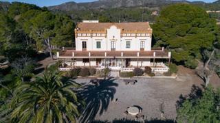 Masía en Camino d'en bosc s/n. Gran finca en venta en boscos de valls