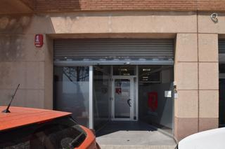 Local commercial à Sant Vicenç dels Horts. Oportunidad única de inversión local comercial con inquilino 5 r