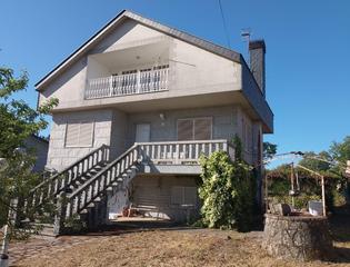 Xalet a Barbadás. Descubre tu nuevo hogar en ourense!
