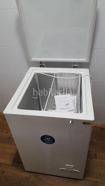 Foto 7e824a77-e140-4d4c-a3c2-acf82165691a. Location local commercial dans calle calle pepín rodríguez 2 dans Oviedo