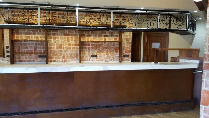 Foto 93ca0b0c-5ffc-4109-bf87-e14de3ecb3b5. Miete geschäftsraum in calle calle pepín rodríguez 2 in Oviedo