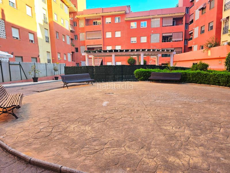 Foto 8e5f84f6-ccde-4a32-8ecd-cdcea333c9f7. Piccolo appartamento con parcheggio piscina in San Pedro de Alcántara Pueblo Marbella