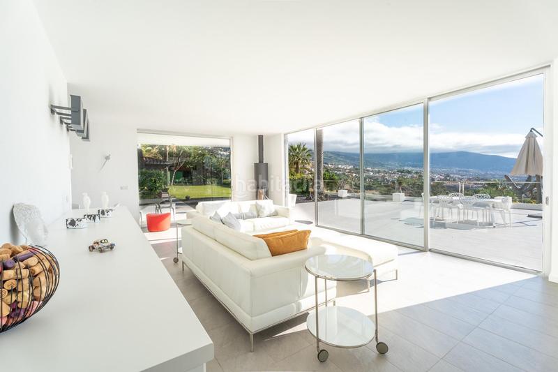 Foto cd525b99-87dc-46ee-b87f-fc945a5fd083. Xalet amb calefacció aparcament piscina a Las Cuevas - Los Gómez Orotava (La)