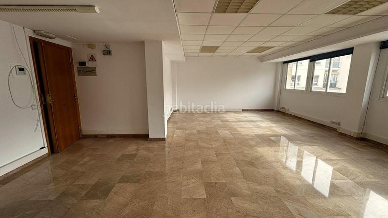 Foto 336e0388-ec4d-46bb-8dc6-26376cd5434c. Location bureau dans Eixample Tarragona