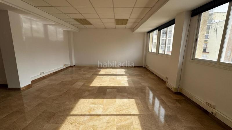 Foto 66c42bdf-7f00-43dc-b54a-e4e126b4e245. Rent office space in Eixample Tarragona