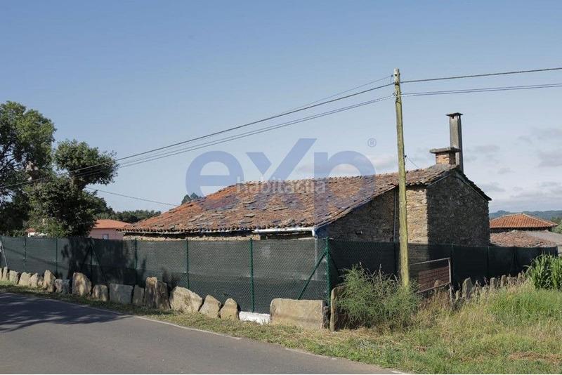 Foto 2c6f36b4-2e9a-48d2-919f-c4e5876e0728. Masia a lugar oca abaixo 3 a Touro