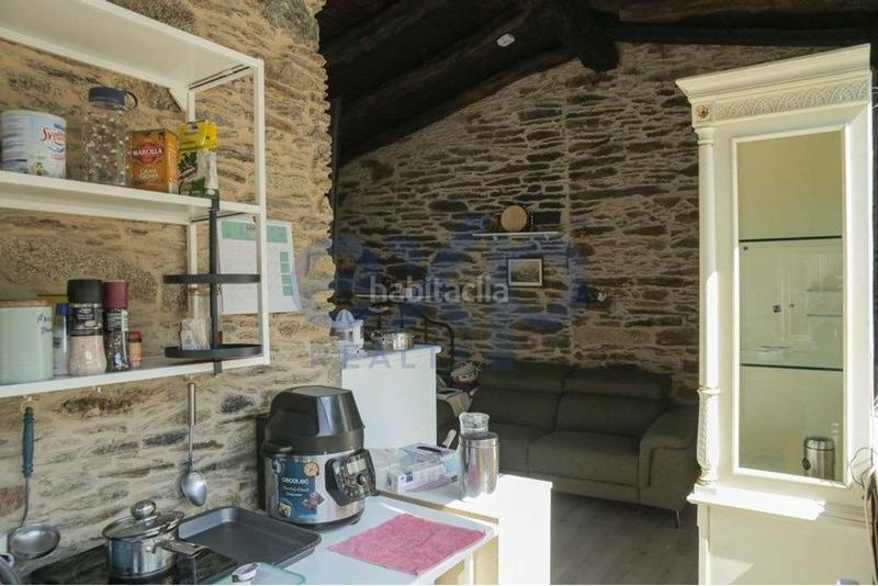 Foto a09d9cb5-25e6-47b6-9bd6-ac900386d28a. Masia a lugar oca abaixo 3 a Touro