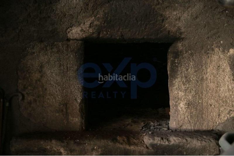 Foto ab1fb03c-df4f-4880-835d-5d3c50fd62b2. Masia a lugar oca abaixo 3 a Touro