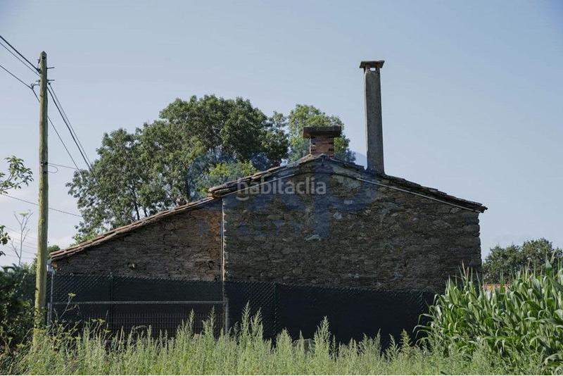 Foto bd16e1a8-6999-4fa3-914f-30e67430fe3a. Masia a lugar oca abaixo 3 a Touro