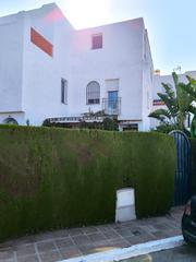Casa en Bel - Air. Chalet pareado belair