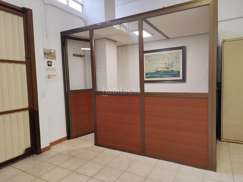 Foto 251eb141-cc72-4c4a-96c1-8f4f5b19dce9. Rent business premise in calle calle del cabo peñas 6 in Oviedo