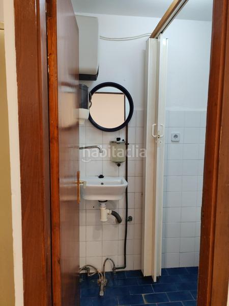 Foto c2ae4b3c-d5e8-4cfb-a778-7f9c6ce9691b. Miete geschäftsraum in calle calle del cabo peñas 6 in Oviedo