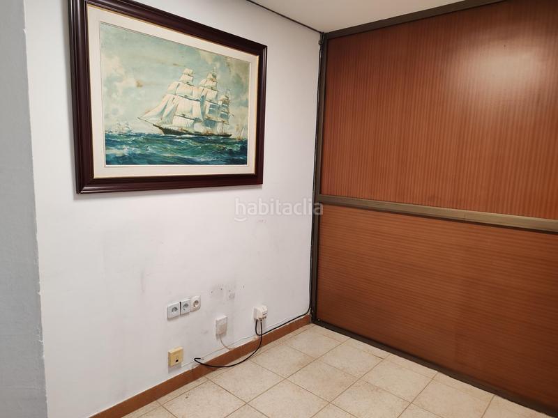 Foto bd8a3ced-8693-40f6-831a-3d906a9ddaa0. Location local commercial dans calle calle del cabo peñas 6 dans Oviedo