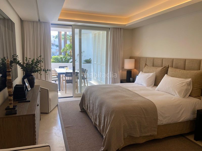 Foto 047a1a68-f083-49d7-b0b6-a8444dd28ca5. Apartament amb piscina a Divina Pastora Marbella