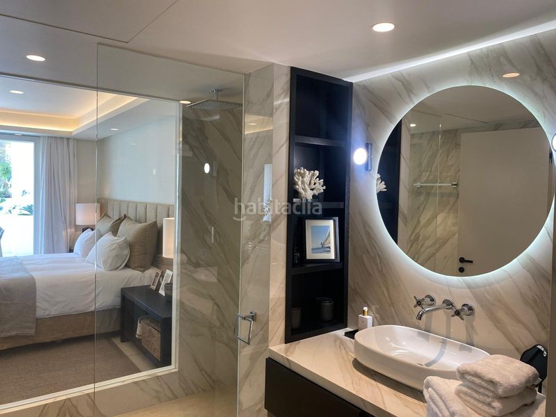 Foto 8ab8583c-775a-4443-8e01-d509a30b321d. Apartament amb piscina a Divina Pastora Marbella