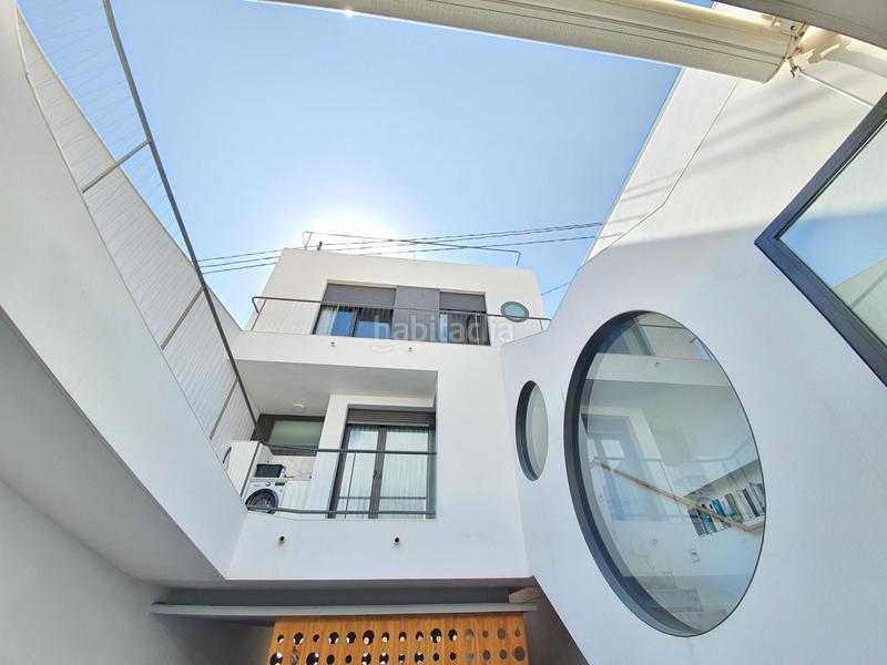 Foto b584f9e9-5ac7-4193-906c-b70b96223662. Casa in calle rafael escolano 44 in San Gabriel Alicante