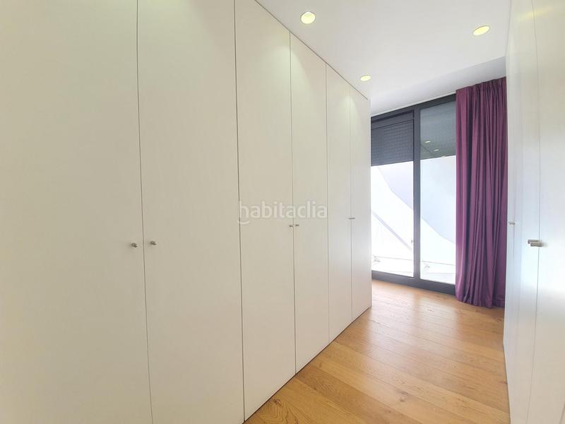 Foto b8b4d64b-6e24-436c-a1d3-b1571fe0bdf8. Casa in calle rafael escolano 44 in San Gabriel Alicante
