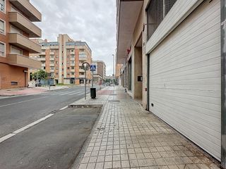 Aparcament cotxe  Calle felipe ii. Plaza de garaje frente c.c. mediterraneo