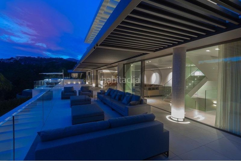 Foto 16bee48f-d384-45aa-aea5-3f8f44a3e15d. Casa amb aparcament piscina a La Quinta Benahavís