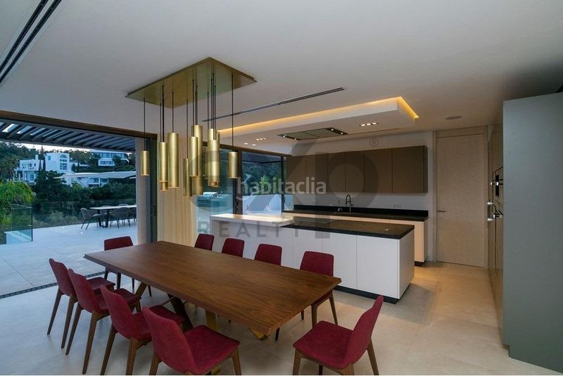 Foto 2e543f20-f4db-486b-ad07-a94cedbb79cb. Casa amb aparcament piscina a La Quinta Benahavís