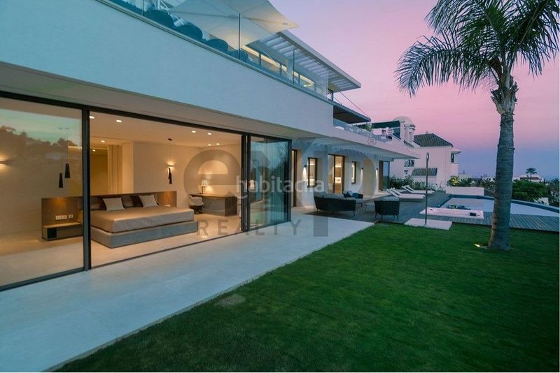 Foto 85dc5252-bdef-4dac-a8f3-e7f94e921e38. Casa amb aparcament piscina a La Quinta Benahavís