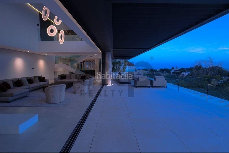 Foto 938be191-ff6a-496f-960e-7d79b7aebf9a. Casa amb aparcament piscina a La Quinta Benahavís