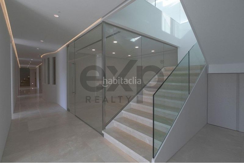 Foto d0cf467f-3e25-4f14-ab0f-57a7713180ea. Casa amb aparcament piscina a La Quinta Benahavís