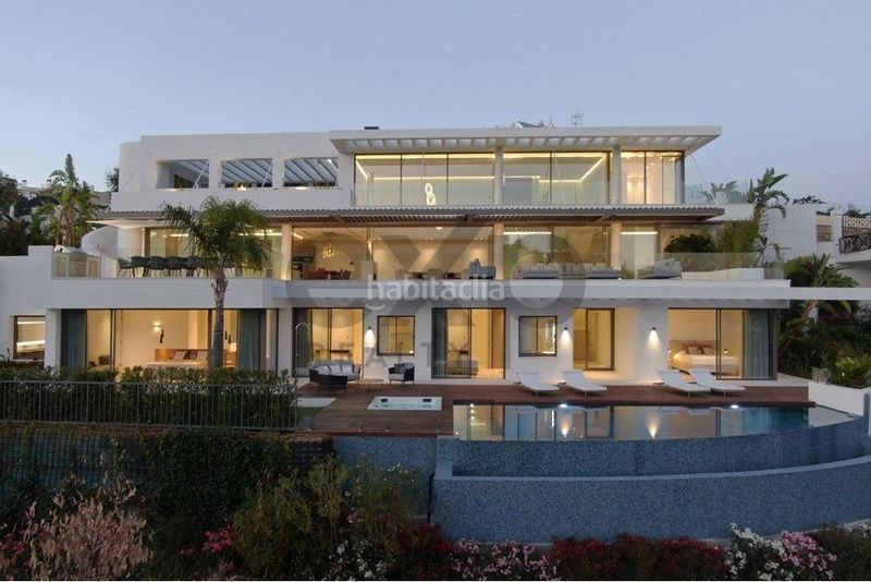 Foto ecd7df9e-6292-4e0d-8222-9c96387e9fe0. Casa amb aparcament piscina a La Quinta Benahavís