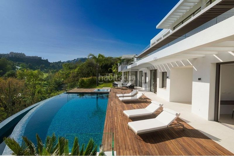 Foto f6376a49-b451-415a-974b-ab382e5a35bd. Casa amb aparcament piscina a La Quinta Benahavís