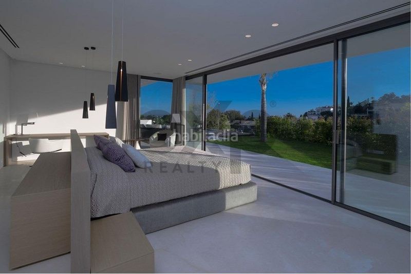 Foto f683c7d5-0212-4d75-a6e7-f30fbaa8ef67. Casa amb aparcament piscina a La Quinta Benahavís