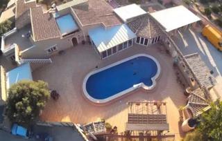 Bauernhof in Torrejon san br 185. Finca con varios edificios y establos en rojales torrejón san br