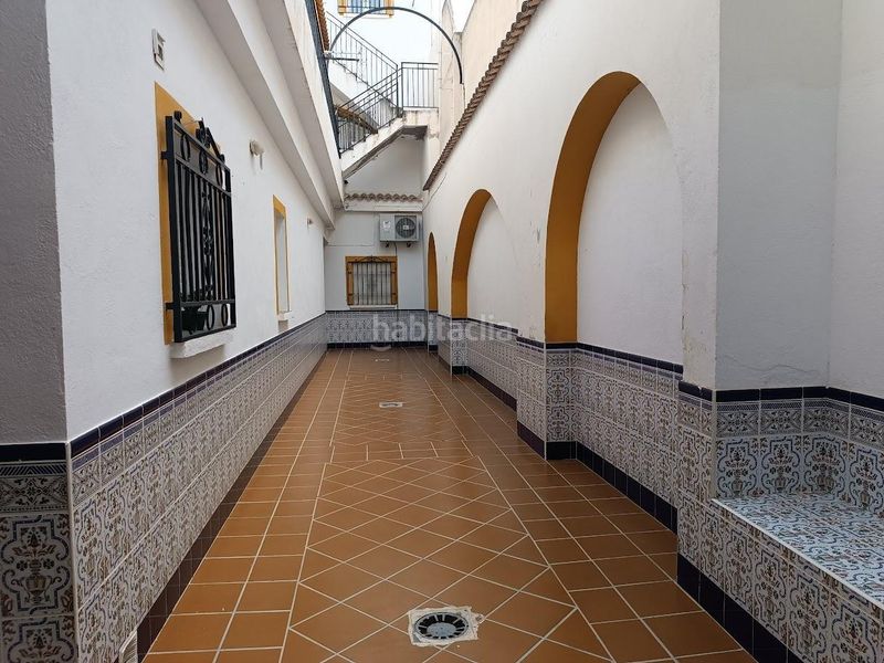 Foto 1f56e3bd-1830-4637-baf4-f6e61b8a2ef5. Aparcament cotxe a Pinos Puente