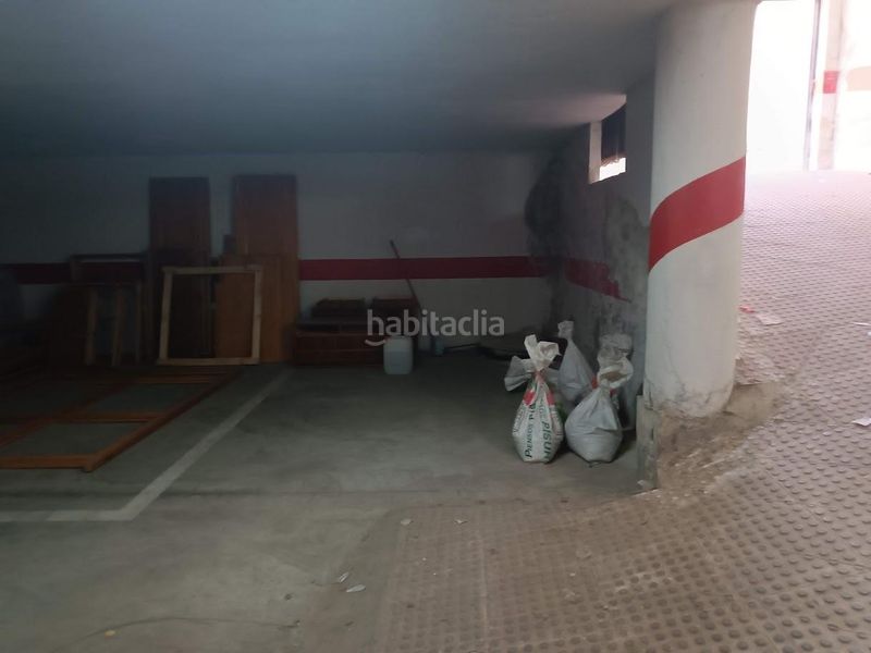 Foto a168eb78-b6df-45ed-bdd2-fd14c53783e7. Aparcament cotxe a Pinos Puente